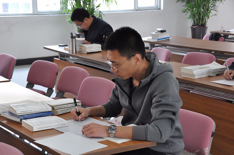 7.我院第四届职业技术较量开幕4.2-4.jpg